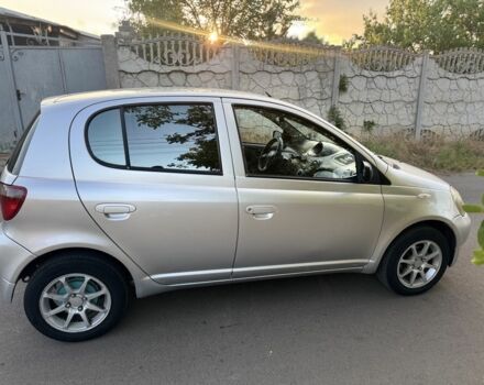 Сірий Тойота Яріс, об'ємом двигуна 1.3 л та пробігом 150 тис. км за 5100 $, фото 6 на Automoto.ua