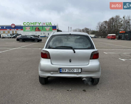 Серый Тойота Ярис, объемом двигателя 1.3 л и пробегом 238 тыс. км за 2999 $, фото 6 на Automoto.ua