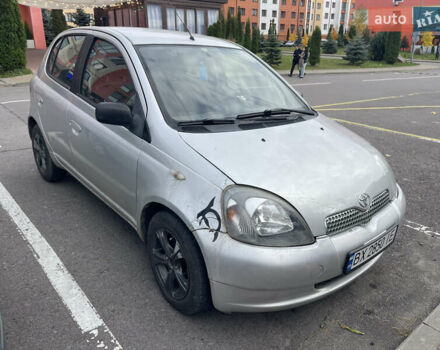 Тойота Яріс 2001 у Рівному на Automoto.ua Сірий Тойота Яріс, об'ємом двигуна 1.3 л та пробігом 236 тис. км за 2700 $, фото 1 на Automoto.ua