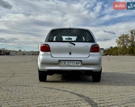 Серый Тойота Ярис, объемом двигателя 1 л и пробегом 271 тыс. км за 3500 $, фото 6 на Automoto.ua