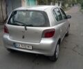 Серый Тойота Ярис, объемом двигателя 1.3 л и пробегом 390 тыс. км за 3900 $, фото 5 на Automoto.ua