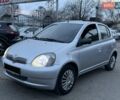 Сірий Тойота Яріс, об'ємом двигуна 1.3 л та пробігом 167 тис. км за 4600 $, фото 3 на Automoto.ua