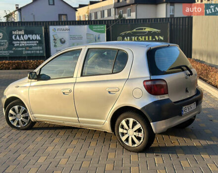 Серый Тойота Ярис, объемом двигателя 1 л и пробегом 212 тыс. км за 2999 $, фото 3 на Automoto.ua