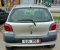 Серый Тойота Ярис, объемом двигателя 1 л и пробегом 150 тыс. км за 1900 $, фото 2 на Automoto.ua