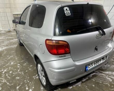 Серый Тойота Ярис, объемом двигателя 1 л и пробегом 135 тыс. км за 4500 $, фото 3 на Automoto.ua