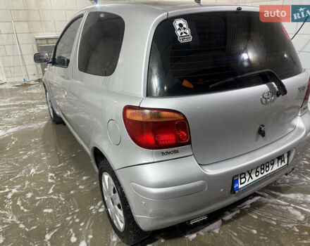 Серый Тойота Ярис, объемом двигателя 1 л и пробегом 135 тыс. км за 4500 $, фото 5 на Automoto.ua