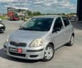 Серый Тойота Ярис, объемом двигателя 1.3 л и пробегом 160 тыс. км за 4290 $, фото 1 на Automoto.ua