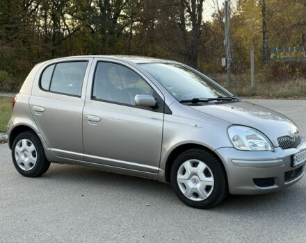 Серый Тойота Ярис, объемом двигателя 1 л и пробегом 1 тыс. км за 4137 $, фото 1 на Automoto.ua