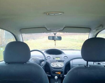 Серый Тойота Ярис, объемом двигателя 1 л и пробегом 223 тыс. км за 3000 $, фото 10 на Automoto.ua