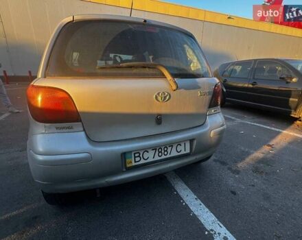 Серый Тойота Ярис, объемом двигателя 1 л и пробегом 271 тыс. км за 3950 $, фото 8 на Automoto.ua