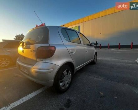 Серый Тойота Ярис, объемом двигателя 1 л и пробегом 271 тыс. км за 3950 $, фото 6 на Automoto.ua