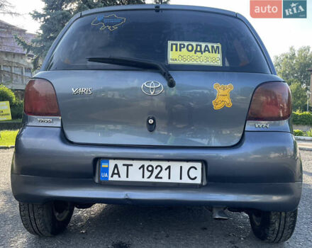 Серый Тойота Ярис, объемом двигателя 1 л и пробегом 100 тыс. км за 3900 $, фото 4 на Automoto.ua