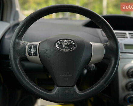 Тойота Ярис 2006 в Львове на Automoto.ua Серый Тойота Ярис, объемом двигателя 1.3 л и пробегом 140 тыс. км за 5650 $, фото 17 на Automoto.ua