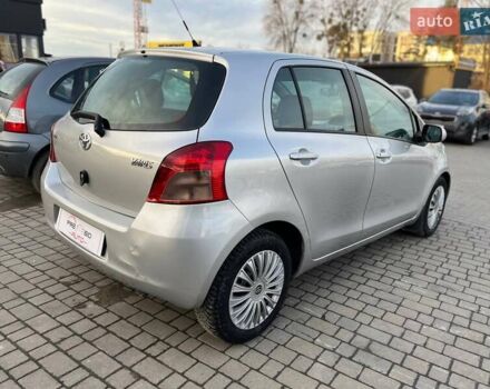 Серый Тойота Ярис, объемом двигателя 1.3 л и пробегом 161 тыс. км за 5700 $, фото 4 на Automoto.ua