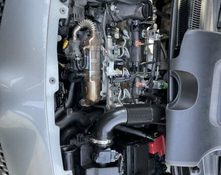 Сірий Тойота Яріс, об'ємом двигуна 1.4 л та пробігом 211 тис. км за 6200 $, фото 38 на Automoto.ua