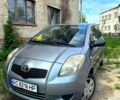 Серый Тойота Ярис, объемом двигателя 1 л и пробегом 290 тыс. км за 3999 $, фото 1 на Automoto.ua