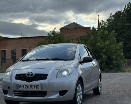 Серый Тойота Ярис, объемом двигателя 1.3 л и пробегом 138 тыс. км за 5300 $, фото 8 на Automoto.ua