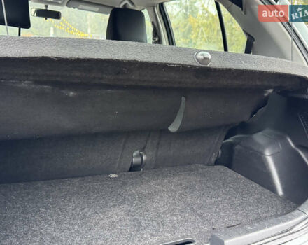 Серый Тойота Ярис, объемом двигателя 1.3 л и пробегом 150 тыс. км за 4600 $, фото 34 на Automoto.ua