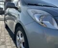 Сірий Тойота Яріс, об'ємом двигуна 1.3 л та пробігом 183 тис. км за 5850 $, фото 1 на Automoto.ua
