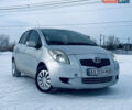 Сірий Тойота Яріс, об'ємом двигуна 1 л та пробігом 260 тис. км за 4800 $, фото 1 на Automoto.ua
