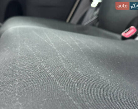 Серый Тойота Ярис, объемом двигателя 1.3 л и пробегом 150 тыс. км за 4600 $, фото 38 на Automoto.ua