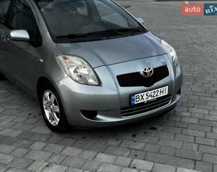 Сірий Тойота Яріс, об'ємом двигуна 1.4 л та пробігом 234 тис. км за 5700 $, фото 5 на Automoto.ua