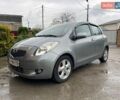 Сірий Тойота Яріс, об'ємом двигуна 1.3 л та пробігом 261 тис. км за 4650 $, фото 1 на Automoto.ua