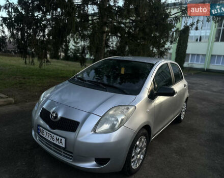 Сірий Тойота Яріс, об'ємом двигуна 1.3 л та пробігом 264 тис. км за 4500 $, фото 17 на Automoto.ua