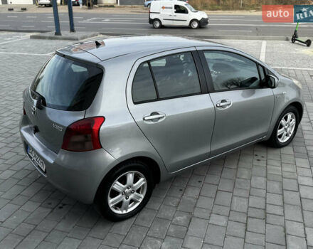 Сірий Тойота Яріс, об'ємом двигуна 1.4 л та пробігом 234 тис. км за 5700 $, фото 14 на Automoto.ua
