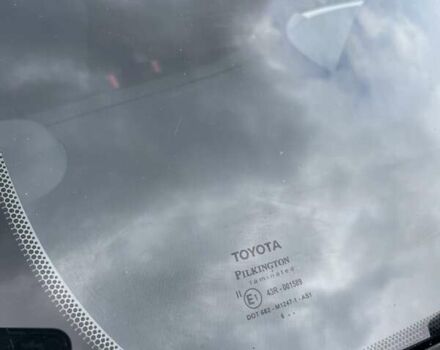 Сірий Тойота Яріс, об'ємом двигуна 1.4 л та пробігом 232 тис. км за 5700 $, фото 34 на Automoto.ua