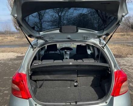 Серый Тойота Ярис, объемом двигателя 1.3 л и пробегом 96 тыс. км за 5500 $, фото 6 на Automoto.ua