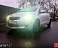 Сірий Тойота Яріс, об'ємом двигуна 1 л та пробігом 270 тис. км за 3950 $, фото 1 на Automoto.ua