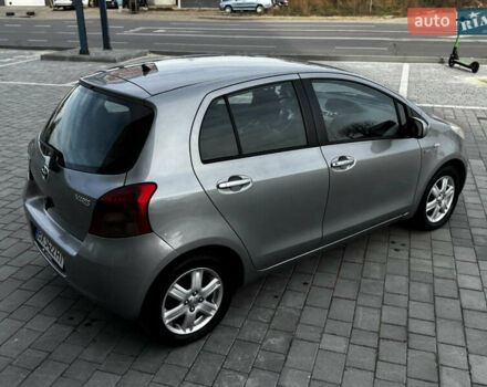 Сірий Тойота Яріс, об'ємом двигуна 1.4 л та пробігом 234 тис. км за 5700 $, фото 13 на Automoto.ua