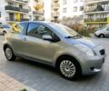 Серый Тойота Ярис, объемом двигателя 1.5 л и пробегом 143 тыс. км за 1700 $, фото 1 на Automoto.ua