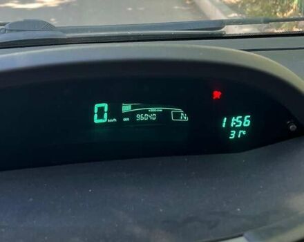 Серый Тойота Ярис, объемом двигателя 1.3 л и пробегом 96 тыс. км за 5500 $, фото 1 на Automoto.ua