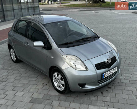 Сірий Тойота Яріс, об'ємом двигуна 1.4 л та пробігом 234 тис. км за 5700 $, фото 7 на Automoto.ua