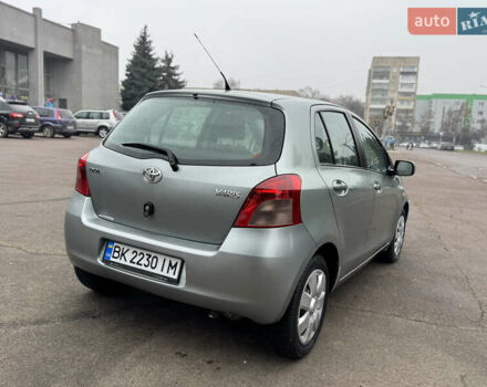 Серый Тойота Ярис, объемом двигателя 1.3 л и пробегом 150 тыс. км за 4600 $, фото 10 на Automoto.ua