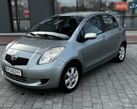 Сірий Тойота Яріс, об'ємом двигуна 1.4 л та пробігом 234 тис. км за 5700 $, фото 4 на Automoto.ua