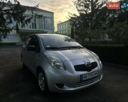 Сірий Тойота Яріс, об'ємом двигуна 1.3 л та пробігом 264 тис. км за 4500 $, фото 19 на Automoto.ua