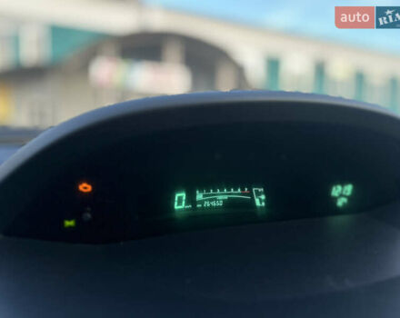 Сірий Тойота Яріс, об'ємом двигуна 1.3 л та пробігом 264 тис. км за 4500 $, фото 41 на Automoto.ua