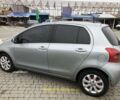 Сірий Тойота Яріс, об'ємом двигуна 1 л та пробігом 185 тис. км за 3950 $, фото 3 на Automoto.ua