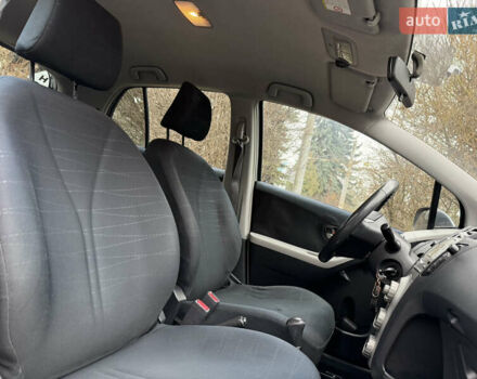 Сірий Тойота Яріс, об'ємом двигуна 1.4 л та пробігом 290 тис. км за 5999 $, фото 42 на Automoto.ua