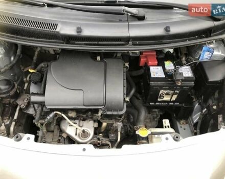 Серый Тойота Ярис, объемом двигателя 1 л и пробегом 186 тыс. км за 3920 $, фото 11 на Automoto.ua