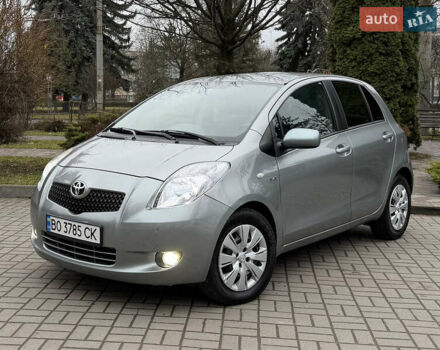 Сірий Тойота Яріс, об'ємом двигуна 1.4 л та пробігом 290 тис. км за 5999 $, фото 58 на Automoto.ua