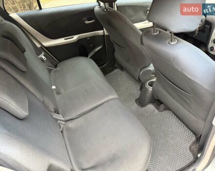 Сірий Тойота Яріс, об'ємом двигуна 1.4 л та пробігом 290 тис. км за 5999 $, фото 39 на Automoto.ua