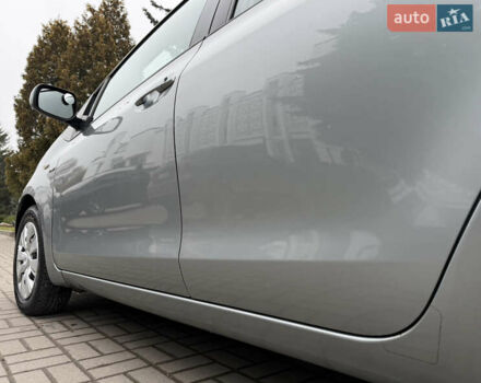 Сірий Тойота Яріс, об'ємом двигуна 1.4 л та пробігом 290 тис. км за 5999 $, фото 33 на Automoto.ua