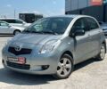 Серый Тойота Ярис, объемом двигателя 1.3 л и пробегом 319 тыс. км за 5190 $, фото 1 на Automoto.ua