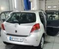 Сірий Тойота Яріс, об'ємом двигуна 1.3 л та пробігом 169 тис. км за 6200 $, фото 6 на Automoto.ua