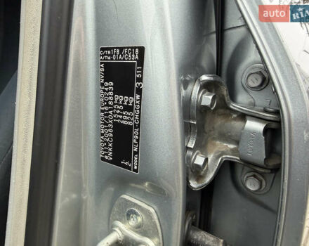 Сірий Тойота Яріс, об'ємом двигуна 1.4 л та пробігом 290 тис. км за 5999 $, фото 49 на Automoto.ua