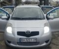 Сірий Тойота Яріс, об'ємом двигуна 1.4 л та пробігом 285 тис. км за 5700 $, фото 1 на Automoto.ua
